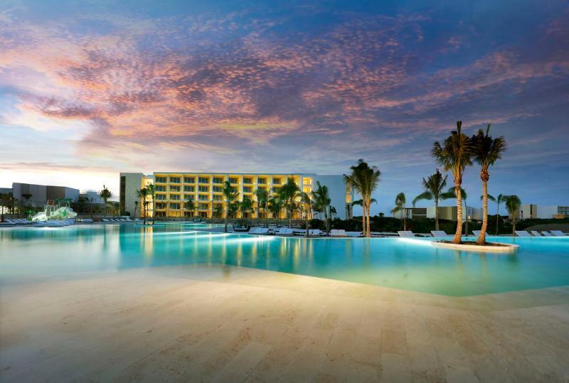 Family Selection At Grand Palladium Costa Mujeres Resort & Spa カンクン エクステリア 写真
